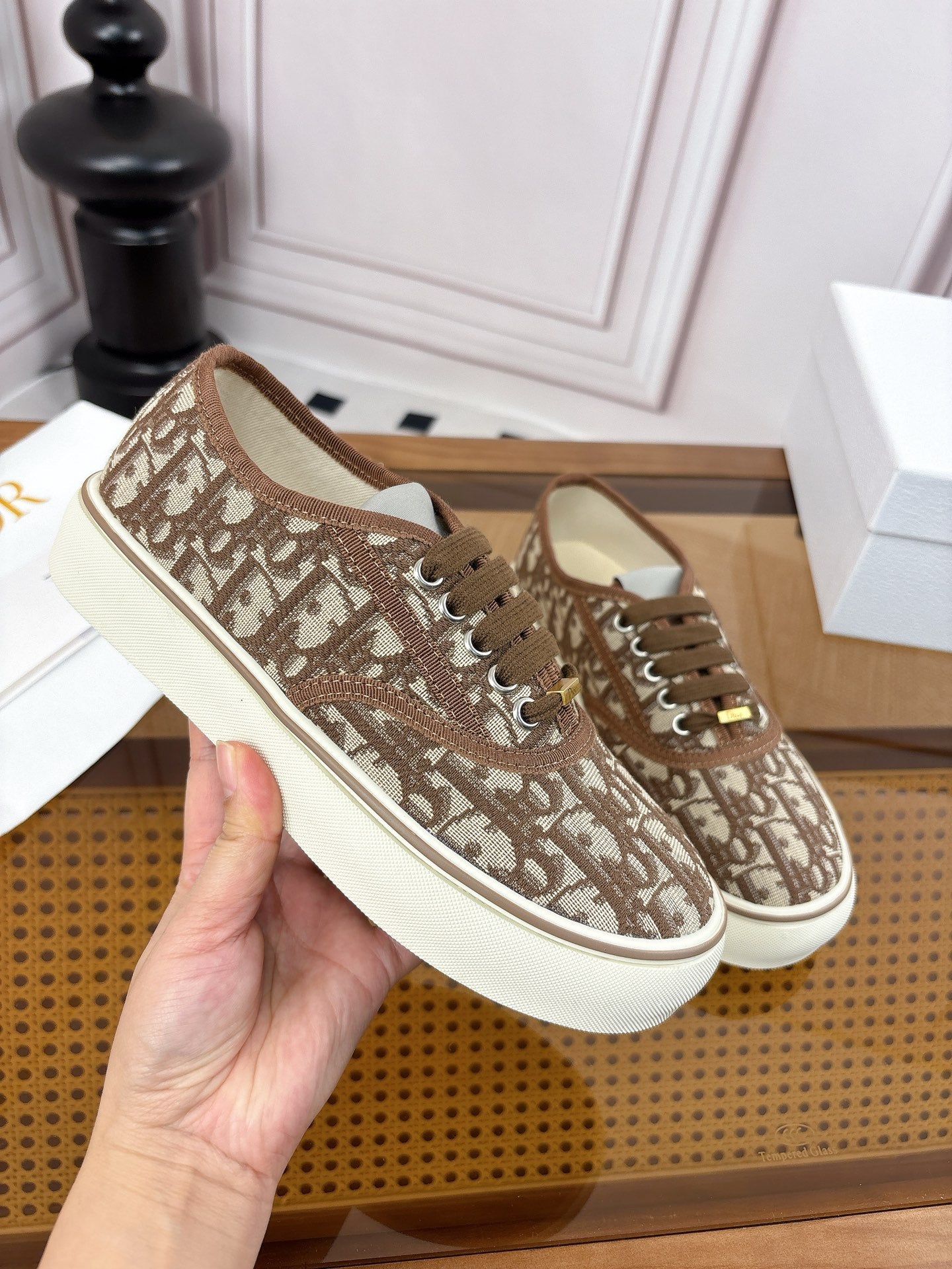 DIOR 26S LOW TOP SNEAKERS IN BROWN OBLIQUE CANVAS WITH RUBBER SOLE