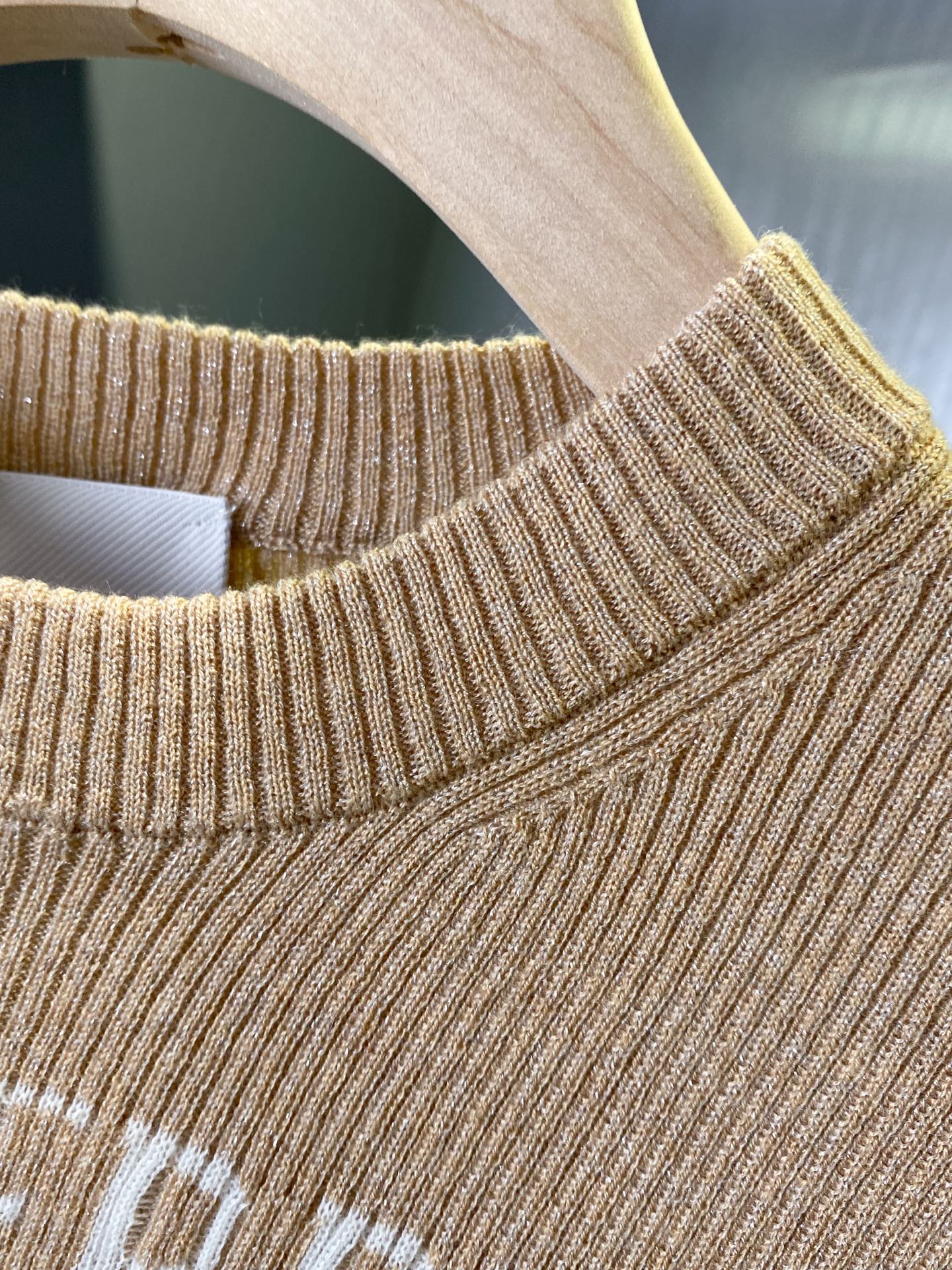 BURBERRY 26S SHORT-SLEEVE SWEATER 393