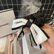 CHANEL 26S BOW SCRUNCHIE IN BLACK AND WHITE SILK 512105
