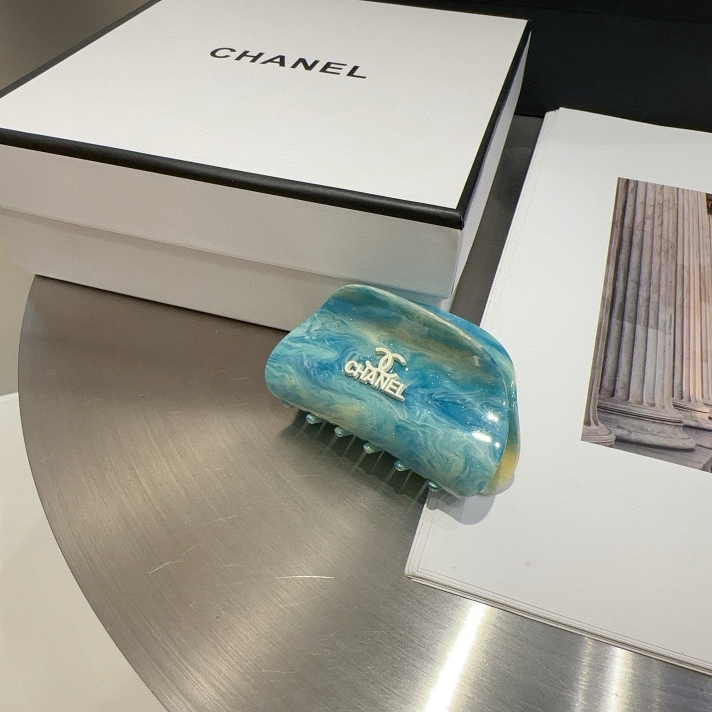 CHANEL 26S HAIR CLAW CLIP IN TURQUOISE BLUE METAL 503078