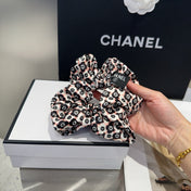 CHANEL 26S SCRUNCHIE HAIR TIE IN MULTICOLOR PREMIUM SILK 505306
