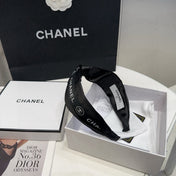 CHANEL 26S HEADBAND IN BLACK FABRIC 503082