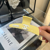 CHANEL 26S HAIR CLIP IN YELLOW ACETATE 512125