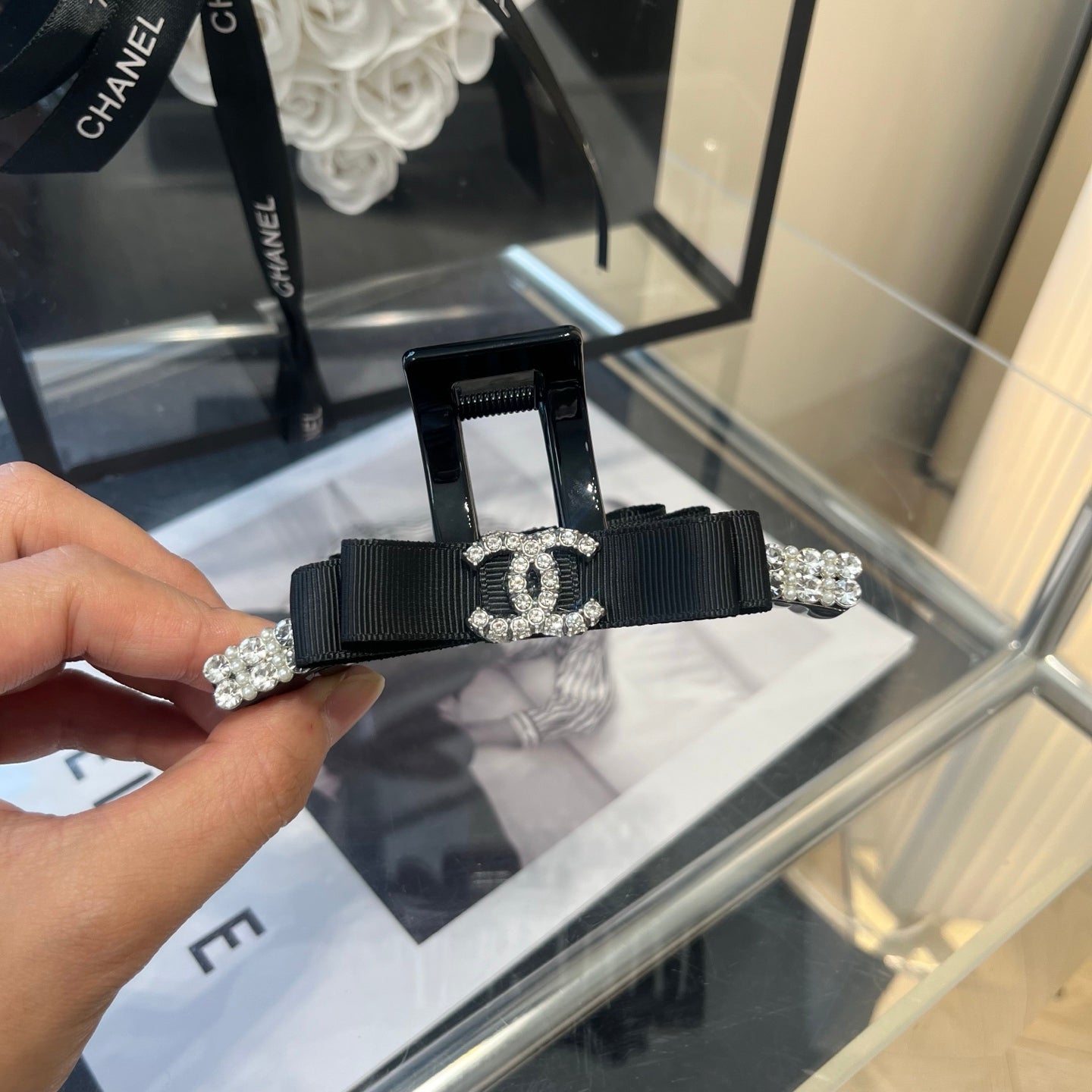 CHANEL 26S BOW HAIR CLIP IN BLACK RIBBON 512130
