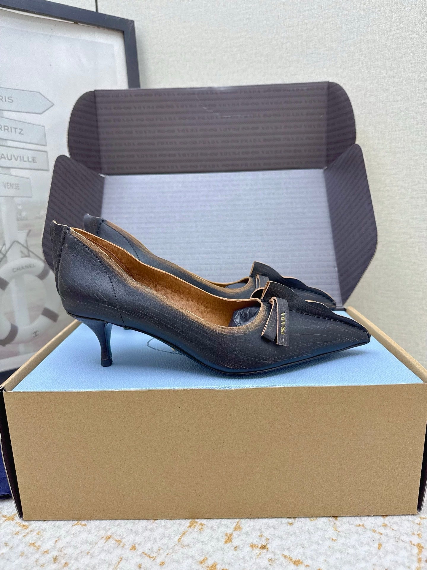 PRADA 26S ANTIQUED LEATHER PUMPS 55MM IN BLACK CALFSKIN