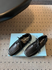PRADA 26S LACE UP SQUARE TOE LOAFERS IN BLACK CALFSKIN