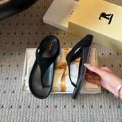 THE ROW 26S THONG SANDALS IN BLACK SUEDE