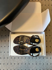 YSL 26S WIDE-STRAP THONG SANDALS IN LEOPARD PRINT FABRIC