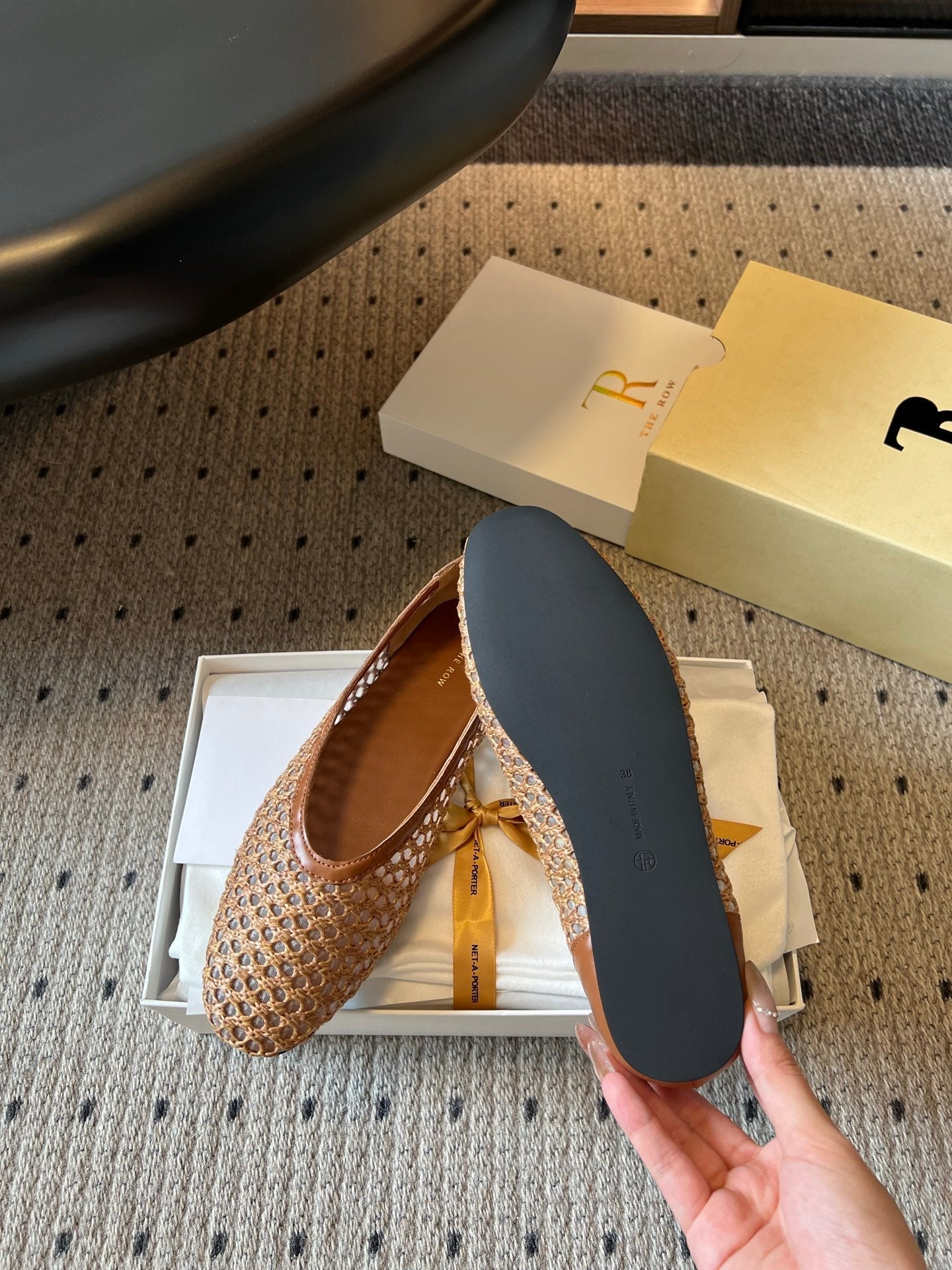 THE ROW 26S BALLET FLATS IN BROWN MESH