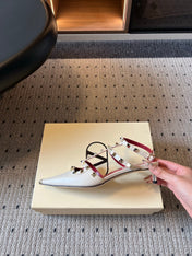 VALENTINO 26S ROCKSTUD HIGH HEELS 40 MM IN OFF WHITE CALFSKIN