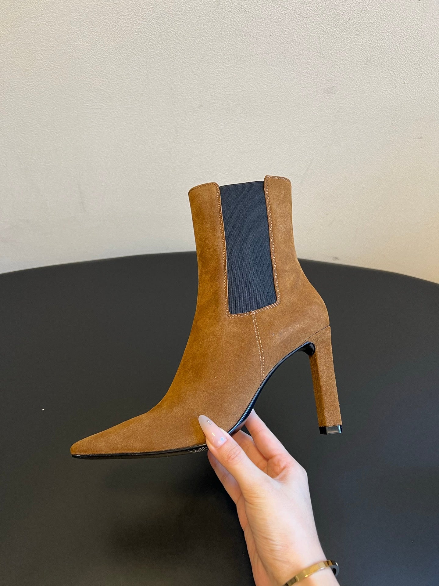 YSL 26S CHELSEA ANKLE BOOTS 100 MM IN TAN SUEDE