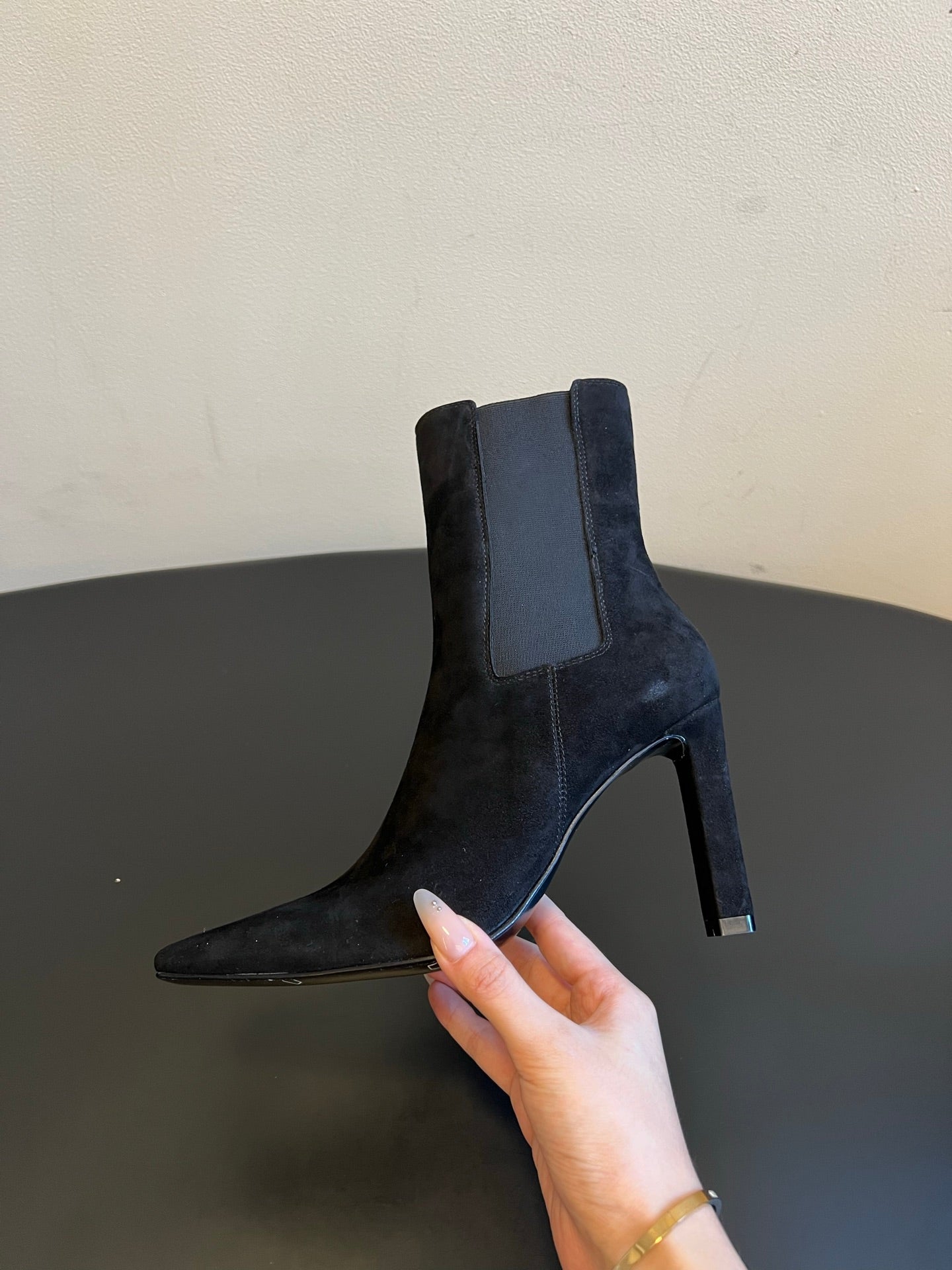 YSL 26S CHELSEA ANKLE BOOTS 100 MM IN BLACK SUEDE