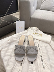 DIOR 26S HEELED MULES 45 MM IN LIGHT GREY QUILTED CALFSKIN SILVER HARDWARE