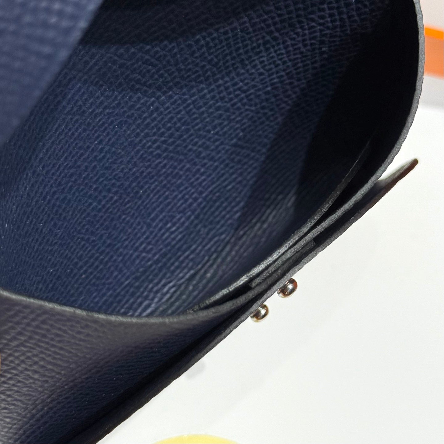 CALVI DUO COMPACT CARD HOLDER IN BLUE MARINE EPSOM CALFSKIN