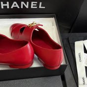 CHANEL 26S MARY JANE FLATS IN RED CALFSKIN WITH GOLD TONE CC LOGO