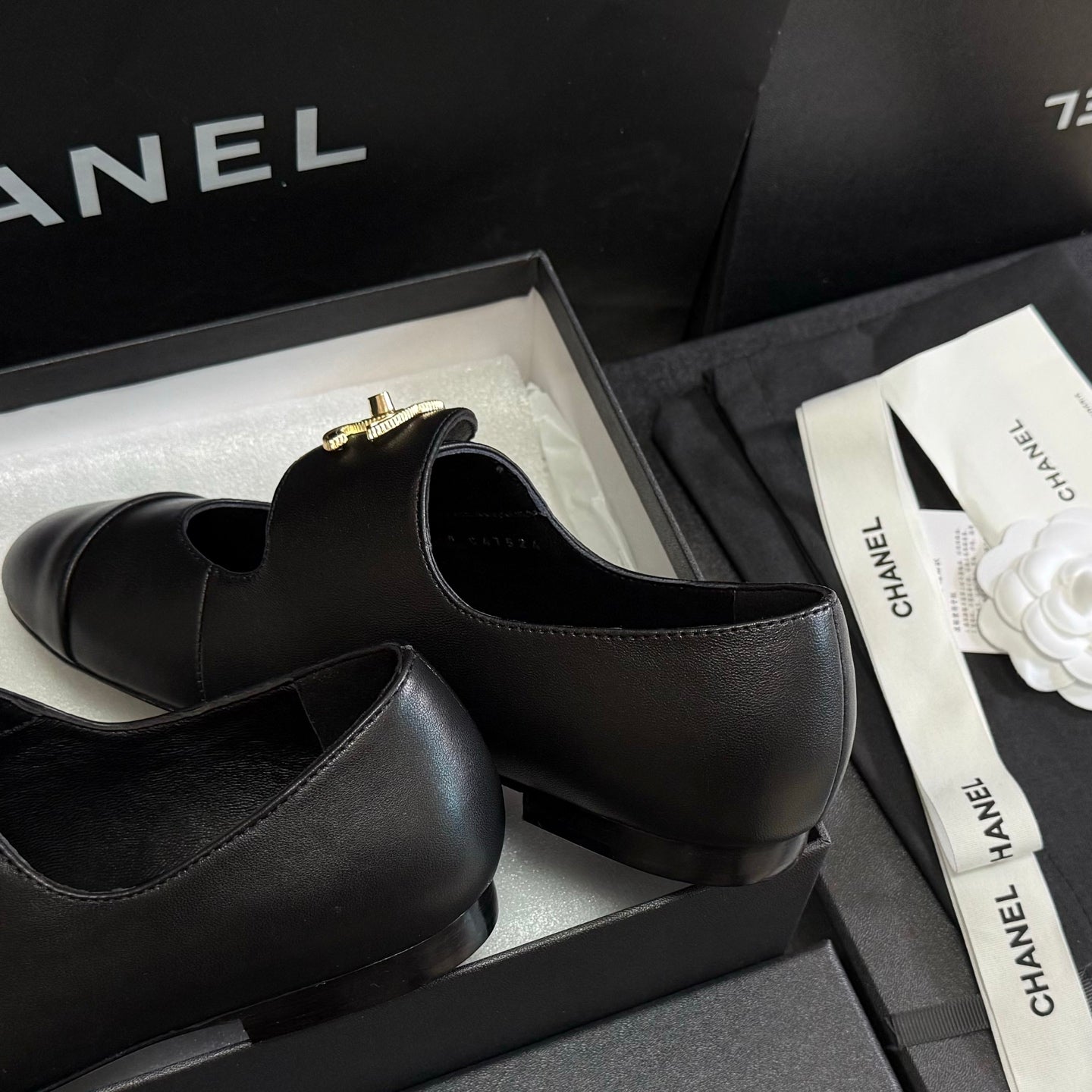CHANEL 26S MARY JANE FLATS IN BLACK CALFSKIN WITH GOLD TONE CC LOGO