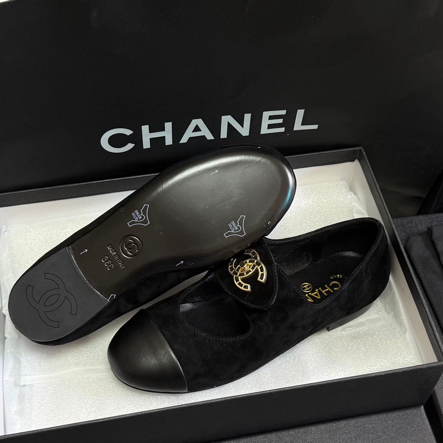 CHANEL 26S MARY JANE FLATS IN BLACK SUEDE AND CALFSKIN