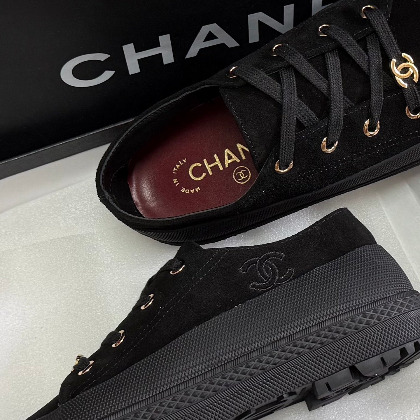 CHANEL 26S LOW TOP SNEAKERS IN BLACK SUEDE
