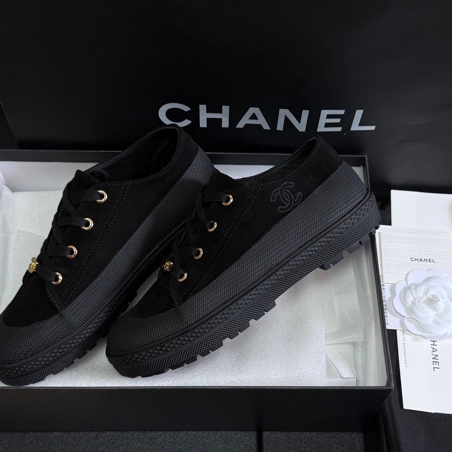 CHANEL 26S LOW TOP SNEAKERS IN BLACK SUEDE
