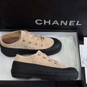 CHANEL 26S LOW TOP SNEAKERS IN BEIGE SUEDE