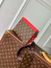 GASTON WEARABLE WALLET 18 IN BROWN MONOGRAM CANVAS MIX RED CALFSKIN