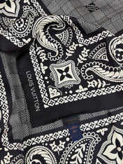 LV 26S SCARF 90 IN SILK 318387