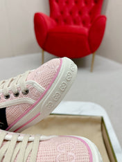 GUCCI 26S LOW TOP SNEAKERS IN LIGHT PINK CANVAS STYLE 09