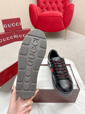 GUCCI 26S LOW TOP SNEAKERS IN BLACK CALFSKIN STYLE 03