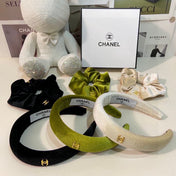 WHITE VELVET HAIRBAND 124630