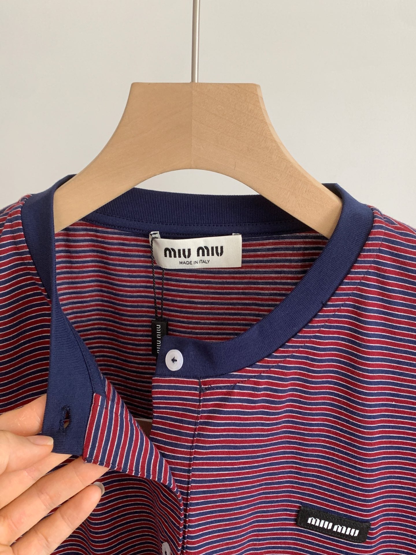 MIUMIU 26S LONG-SLEEVE STRIPED T-SHIRT 1377
