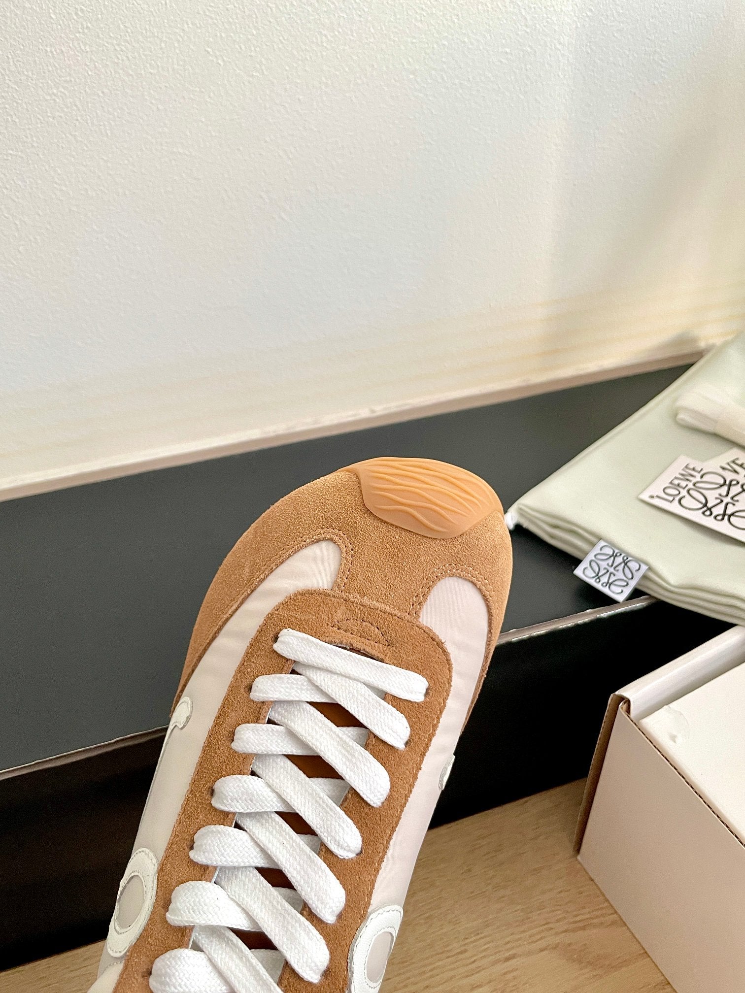 LOEWE 26S BALLET RUNNER 2.0 IN BROWN SUEDE AND BEIGE NYLON