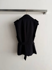 CHANEL 26S SLEEVELESS BLAZER 706