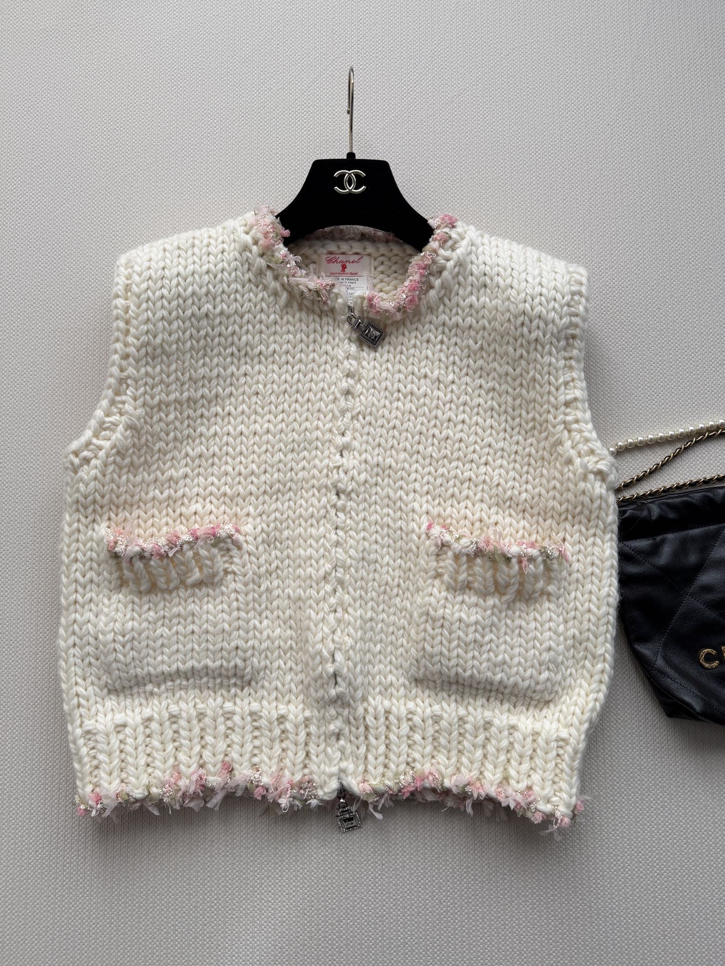 CHANEL 26S KNIT ZIP-UP VEST 1685