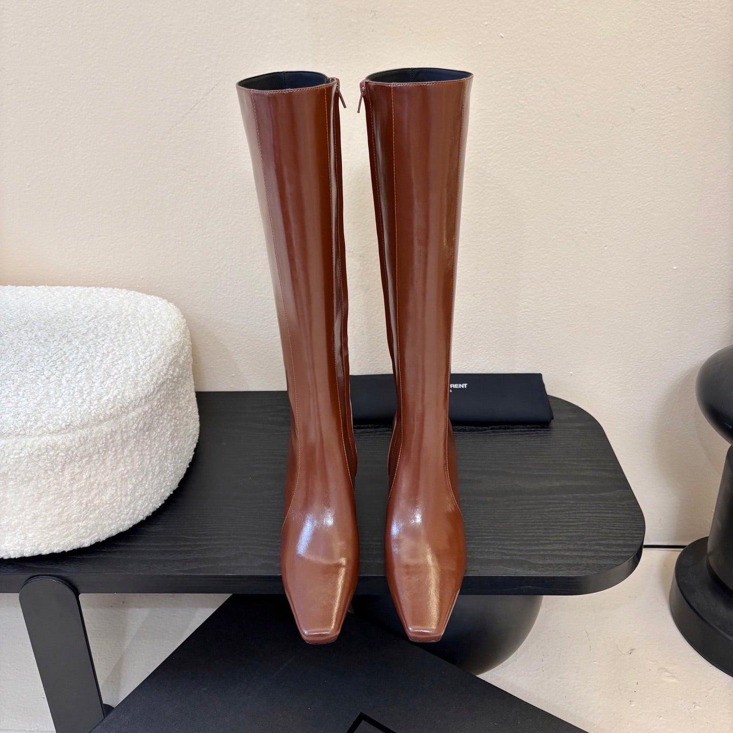 YSL 26S KNEE-HIGH HEELED BOOTS IN BROWN SHINY CALFSKIN