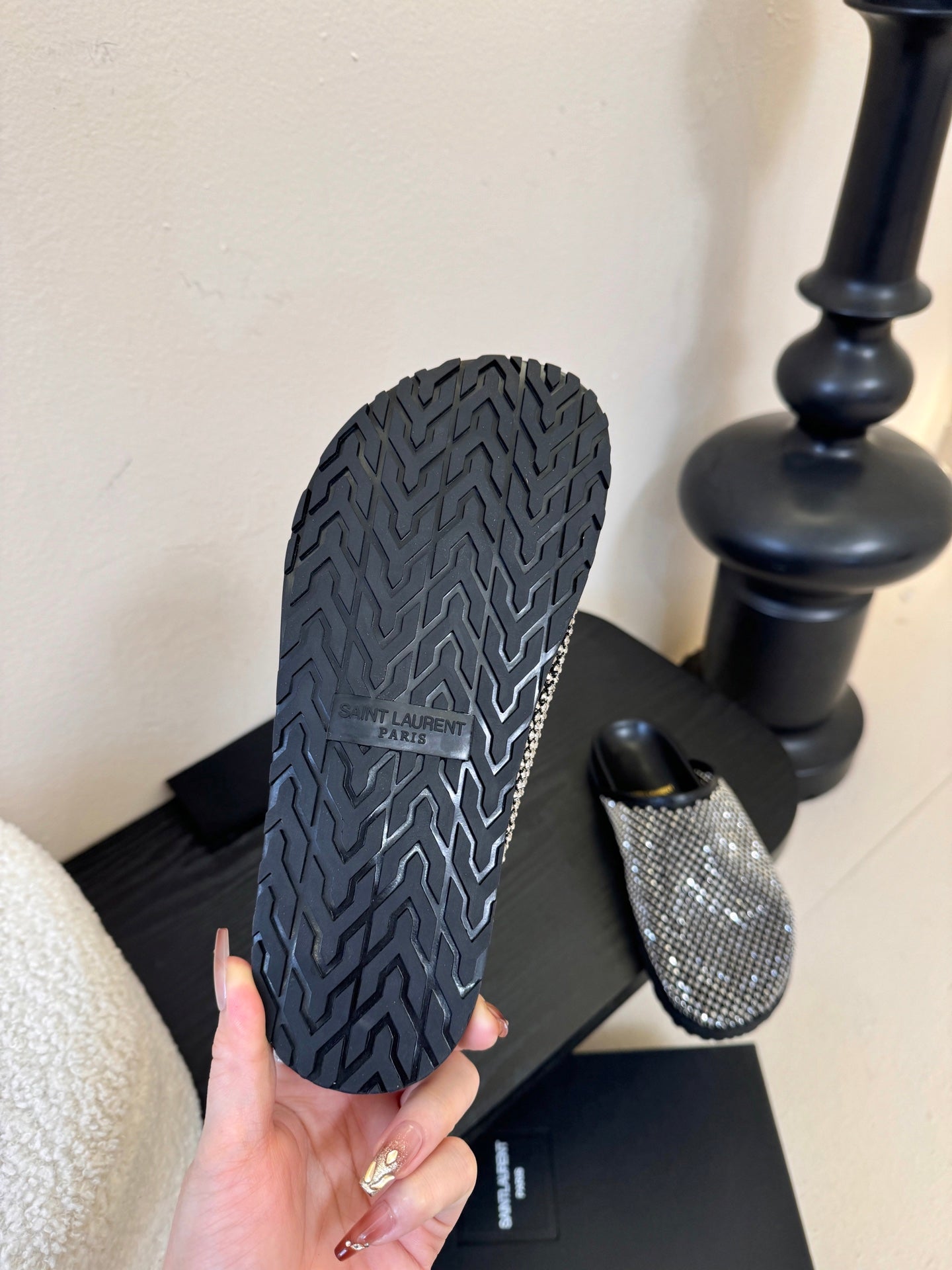 YSL 26S MESH MULES IN BLACK CALFSKIN AND WITH RHINESTONES