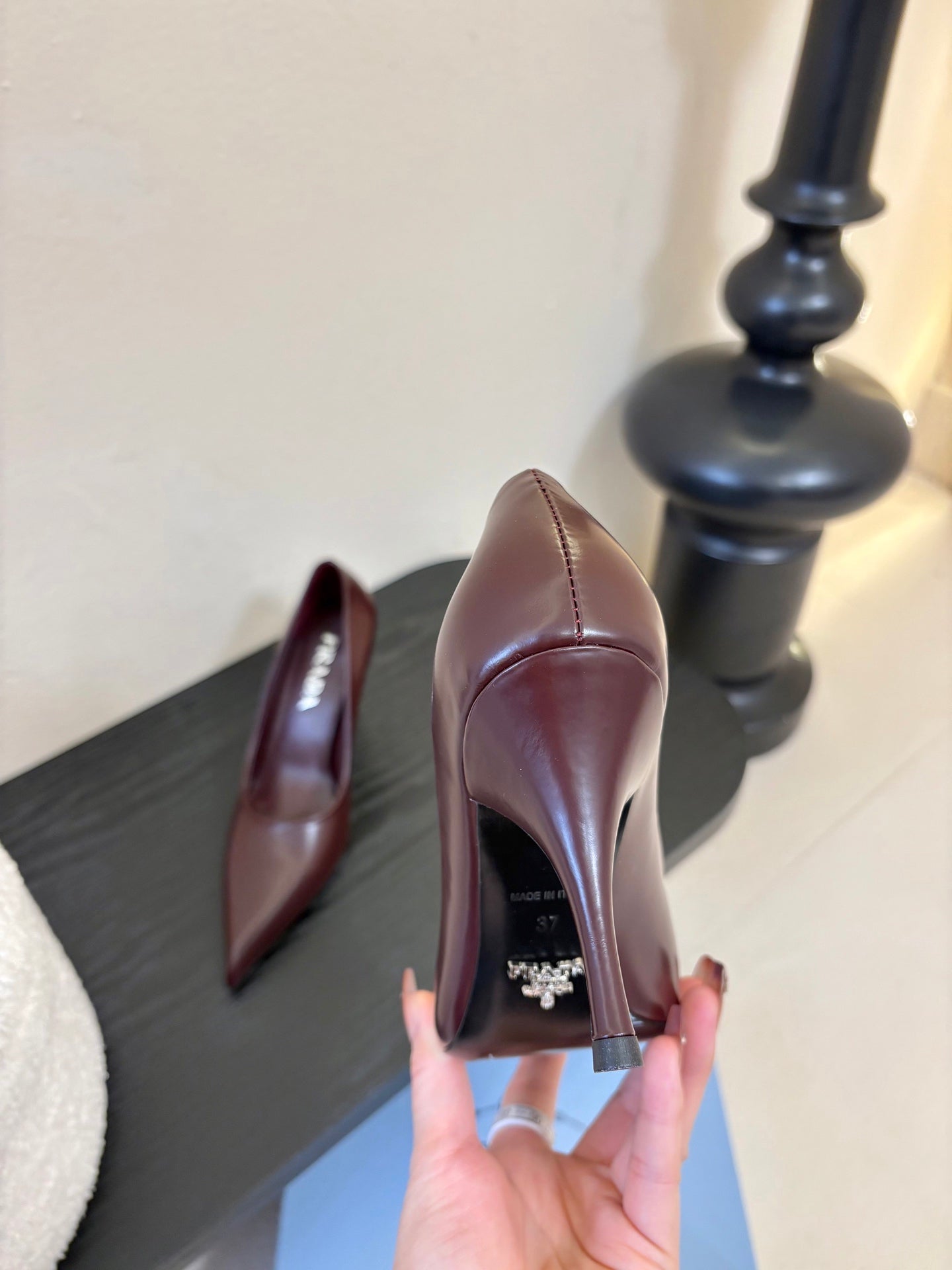 PRADA 26S POINTED-TOE HIGH HEELS IN BURGUNDY RED LAMBSKIN