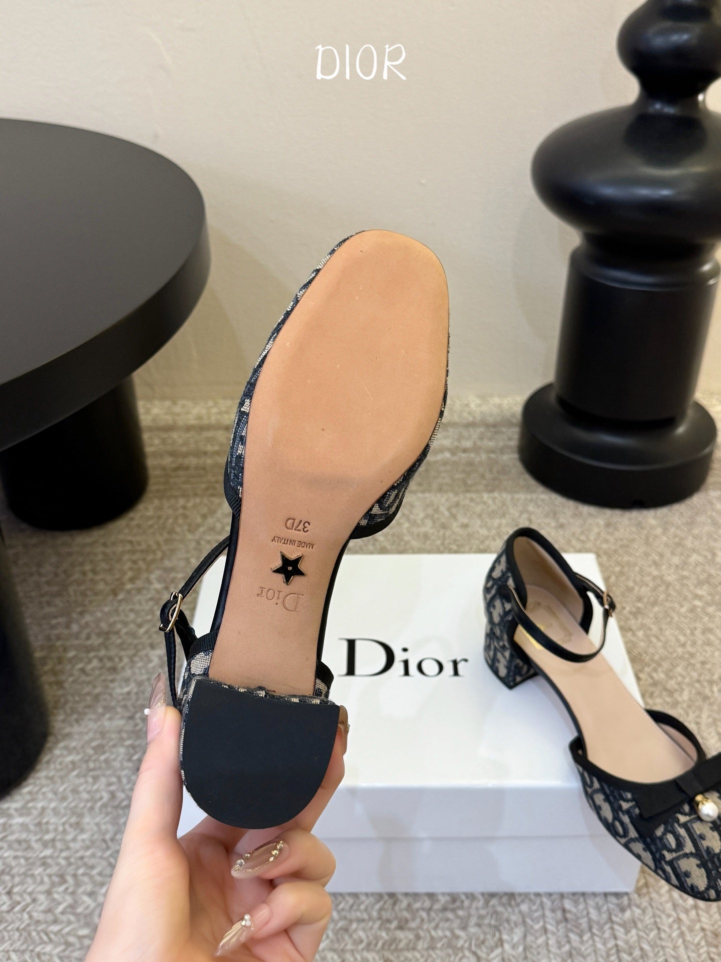 DIOR 26S HEEL ANKLE STRAP PUMPS IN BLUE DIOR OBLIQUE EMBROIDERED CANVAS WITH BOW