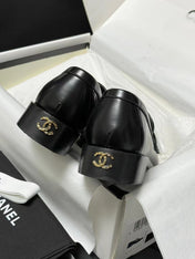 CC LOAFER BLACK CALFSKIN WITH META LOGO