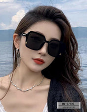RUNWAY SQUARE SUNGLASSES 27739 IN ACETATE