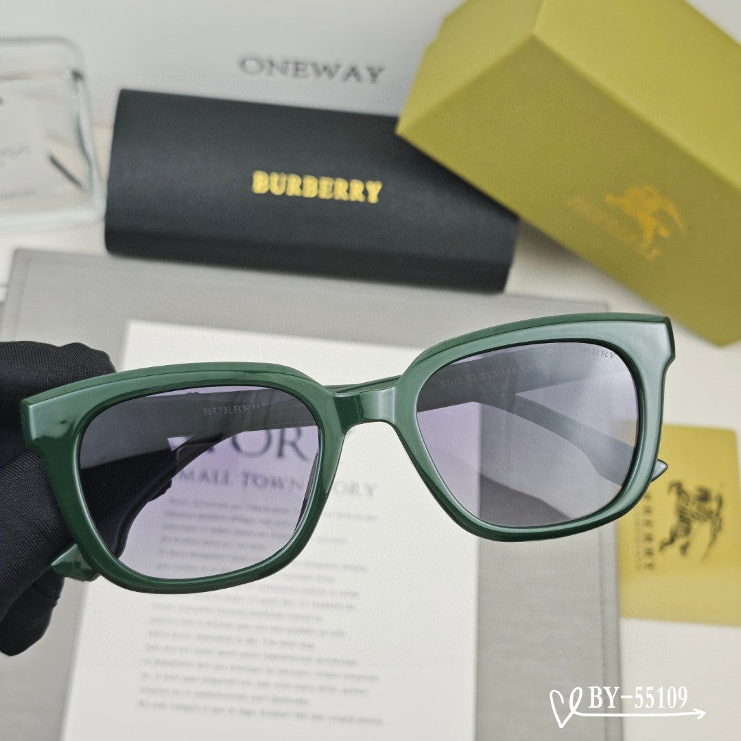 BURBERRY 26S SQUARE FRAME IN ACETATE 404812