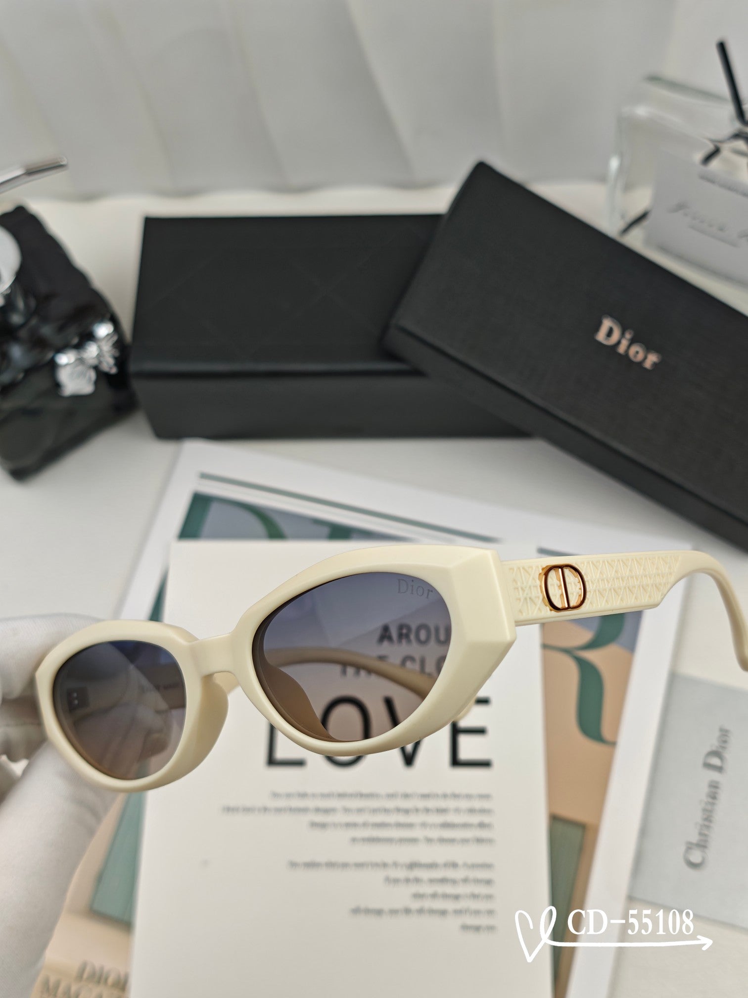 DIOR 26S CAT EYE FRAME IN ACETATE 401770