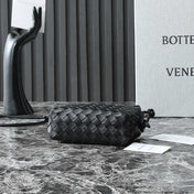 BV MINI LOOP 17CM BLACK CALFSKIN