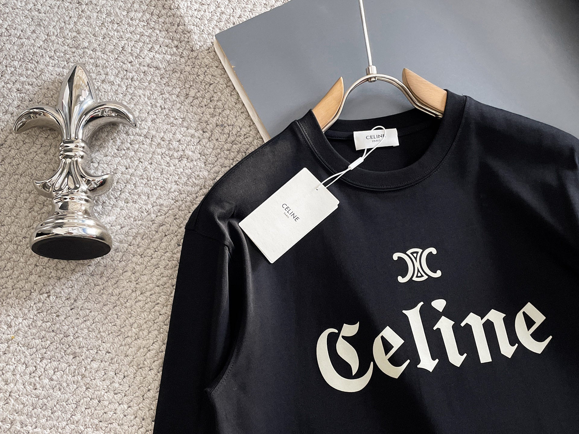 CELINE 26S LONG-SLEEVE T-SHIRT 718