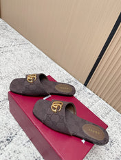 GUCCI 26S SLIDE SANDAL IN DARK BROWN CANVAS