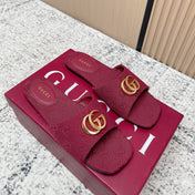 GUCCI 26S SLIDE SANDAL IN DARK RED CANVAS