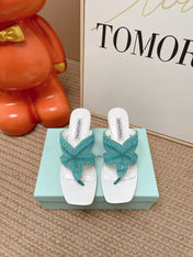 AQUAZZURA 26S STARFISH THONG HEELS IN WHITE & TURQUOISE LAMBSKIN