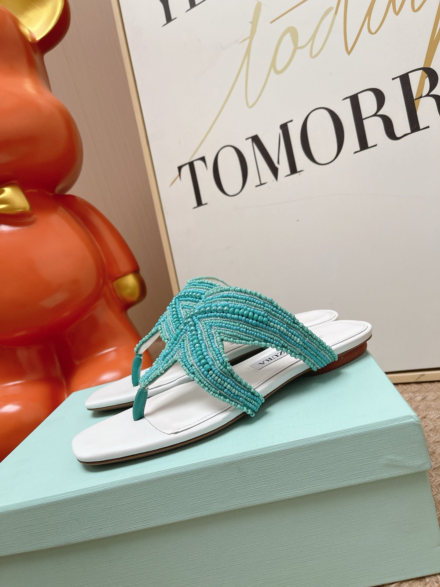 AQUAZZURA 26S STARFISH BEADED THONG SANDALS IN WHITE & TURQUOISE LAMBSKIN