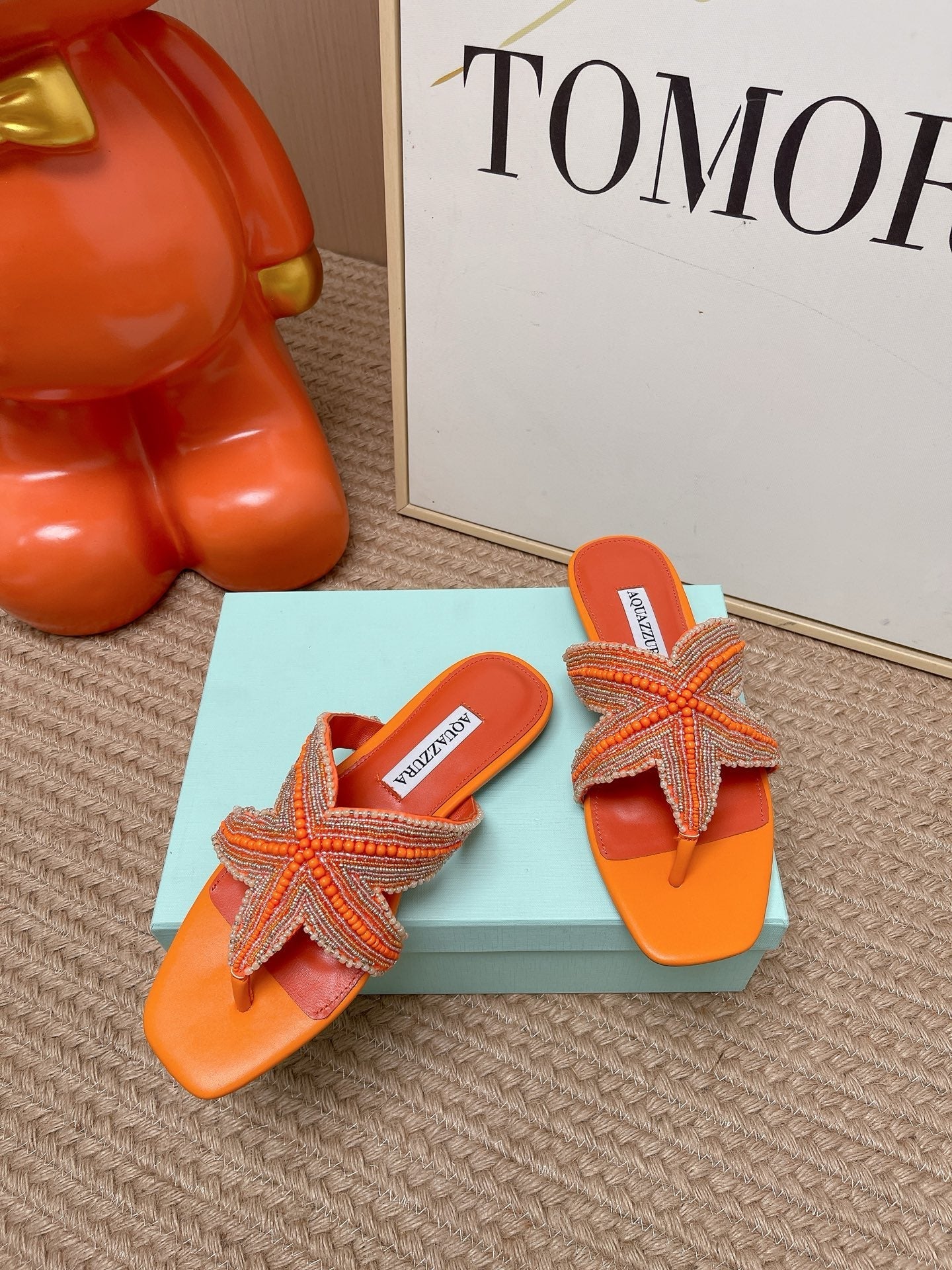 AQUAZZURA 26S STARFISH BEADED THONG SANDALS IN ORANGE LAMBSKIN