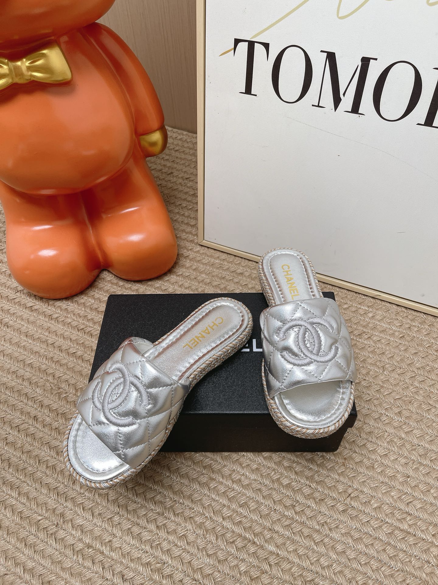 CHANEL 26S WEDGE SANDALS IN SILVER LAMBSKIN