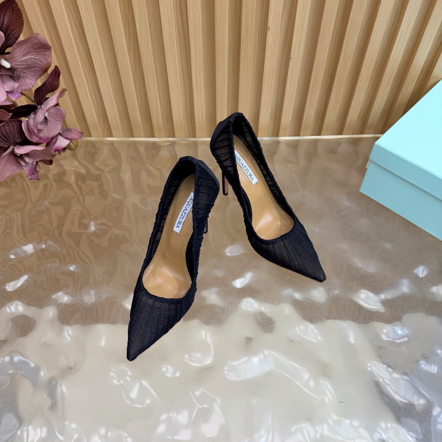 AQUAZZURA 26S OPTIC PUMPS 100 MM IN BLACK PLEATED MESH & SATIN